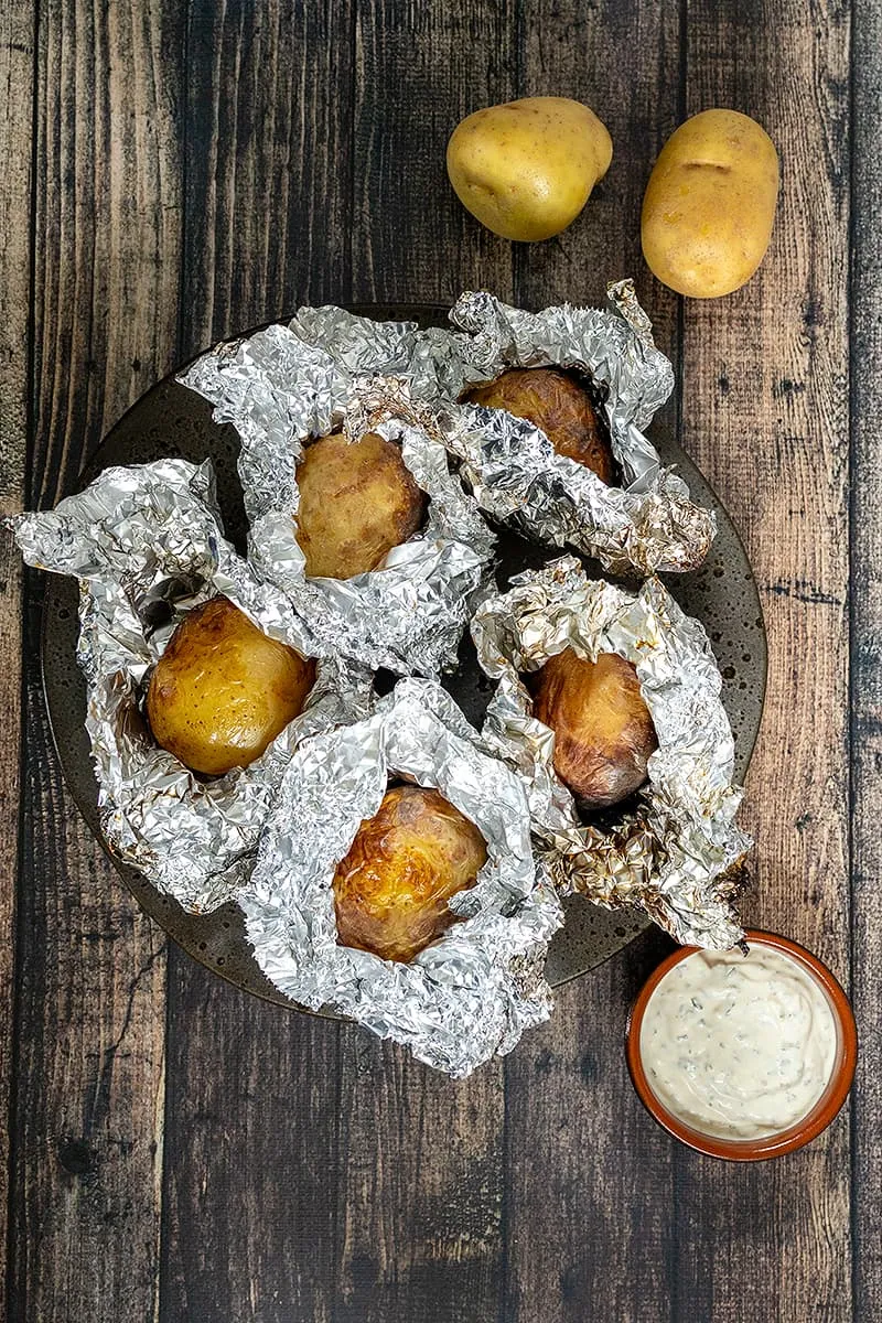 Pommes de terre en papillote au barbecue