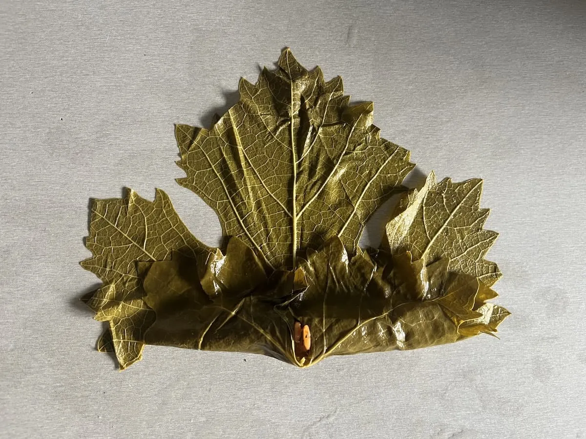 Remplir et rouler les feuilles de chou 2 / 4