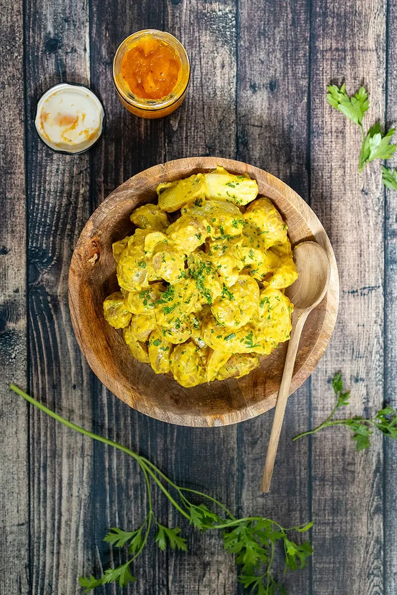 Salade de pommes de terre au curry sud-africaine