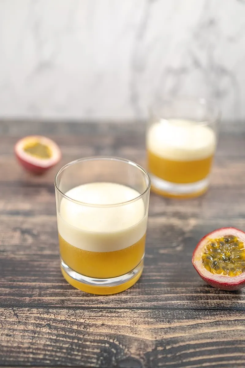 Cocktail Passion Fruit Pisco Sour